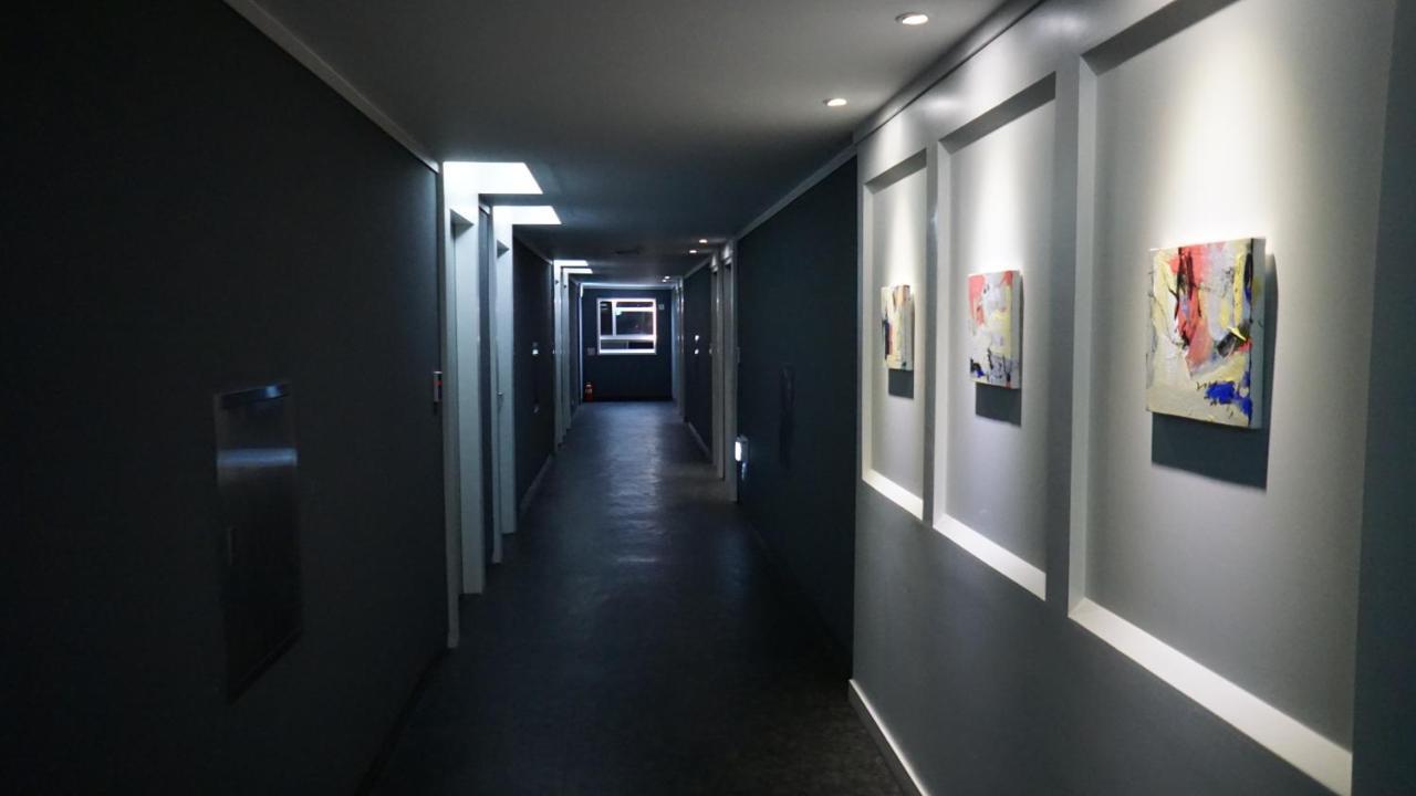Gallery Hotel Bnb Jeju Exteriör bild