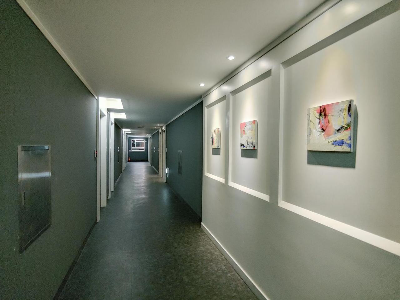 Gallery Hotel Bnb Jeju Exteriör bild