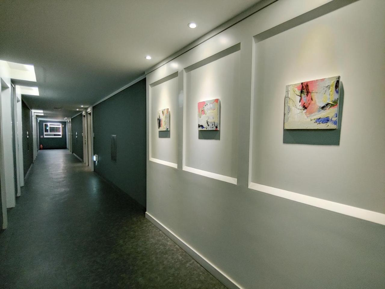 Gallery Hotel Bnb Jeju Exteriör bild
