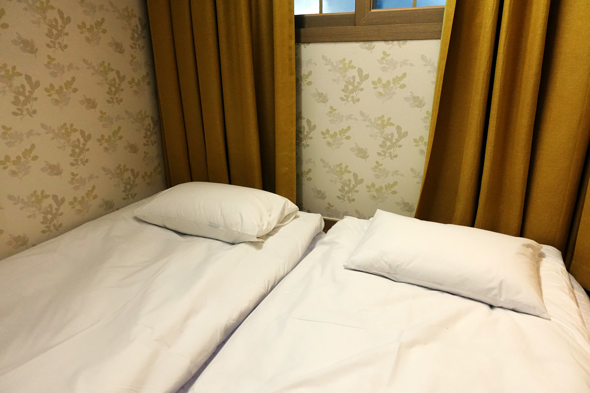 Gallery Hotel Bnb Jeju Exteriör bild